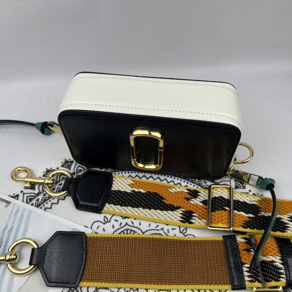 NWOT MARC JACOBS snapshot bag - Picture 6 of 8